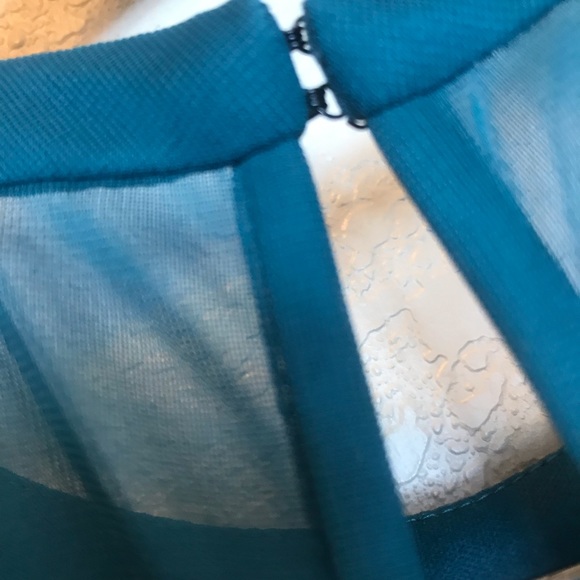 🛍 David Bridal  Sleeveless Chiffon Dress - Picture 5 of 7